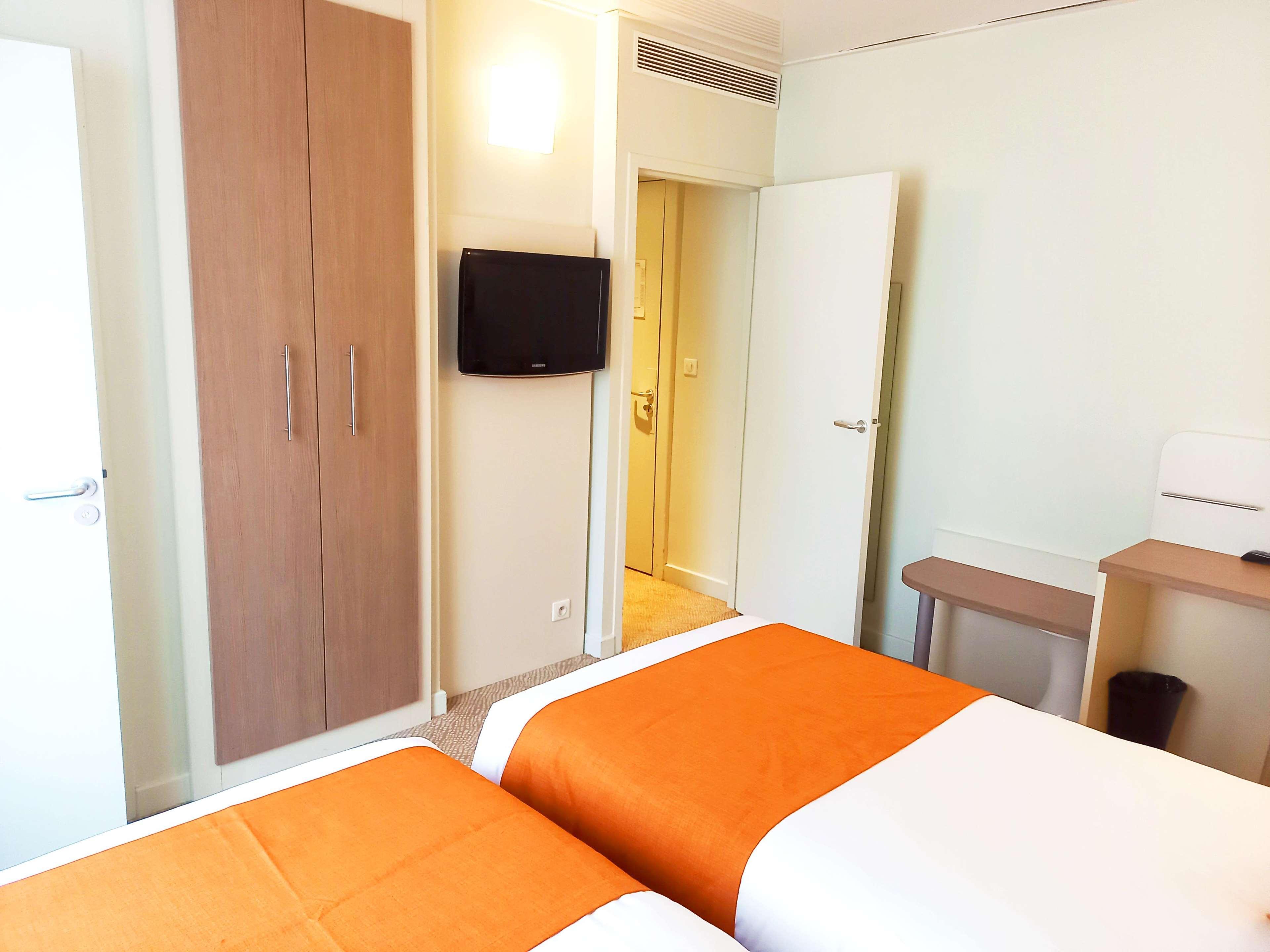 Campanile Epinal Centre - Gare Hotel Екстериор снимка