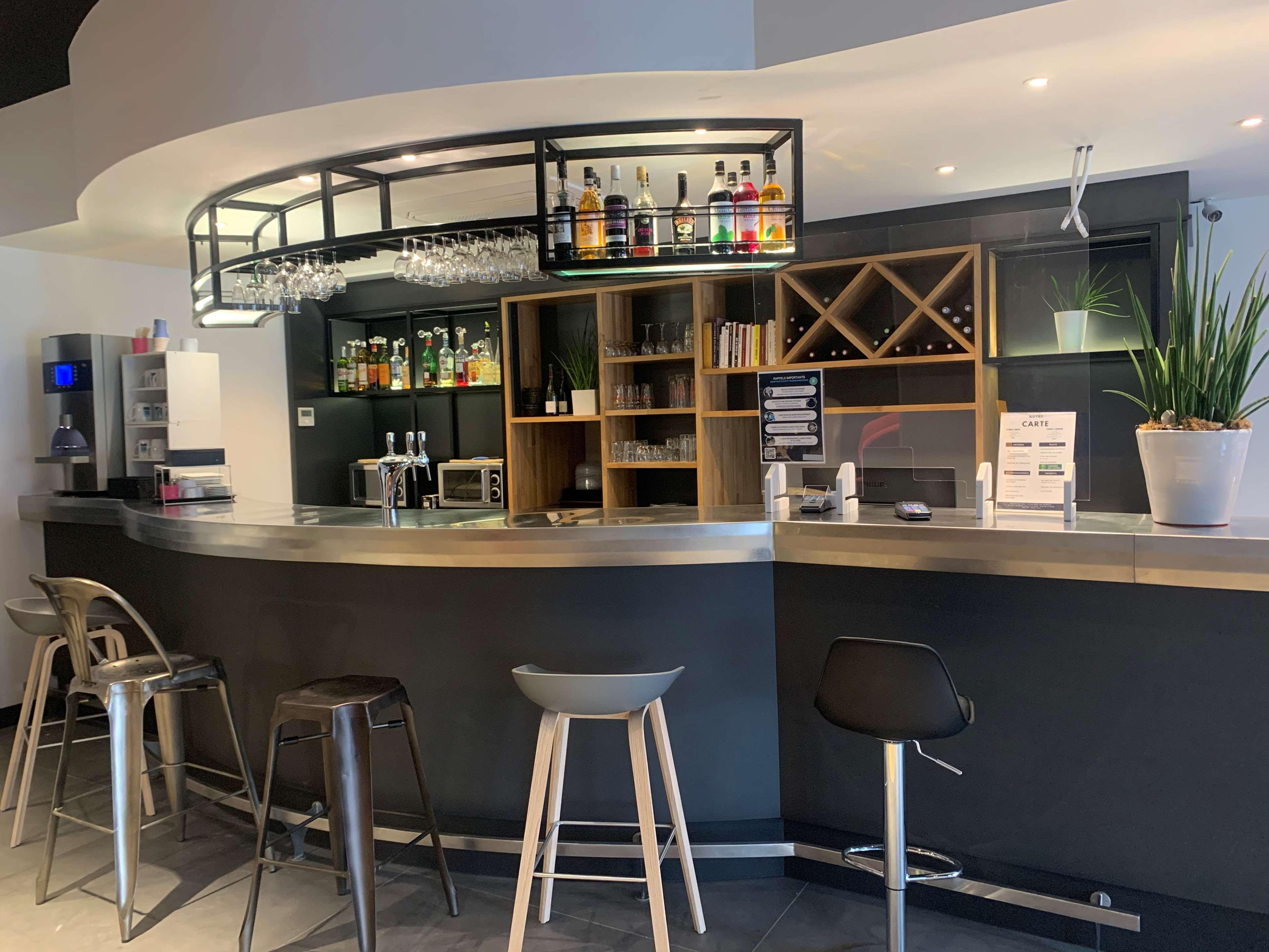 Campanile Epinal Centre - Gare Hotel Екстериор снимка