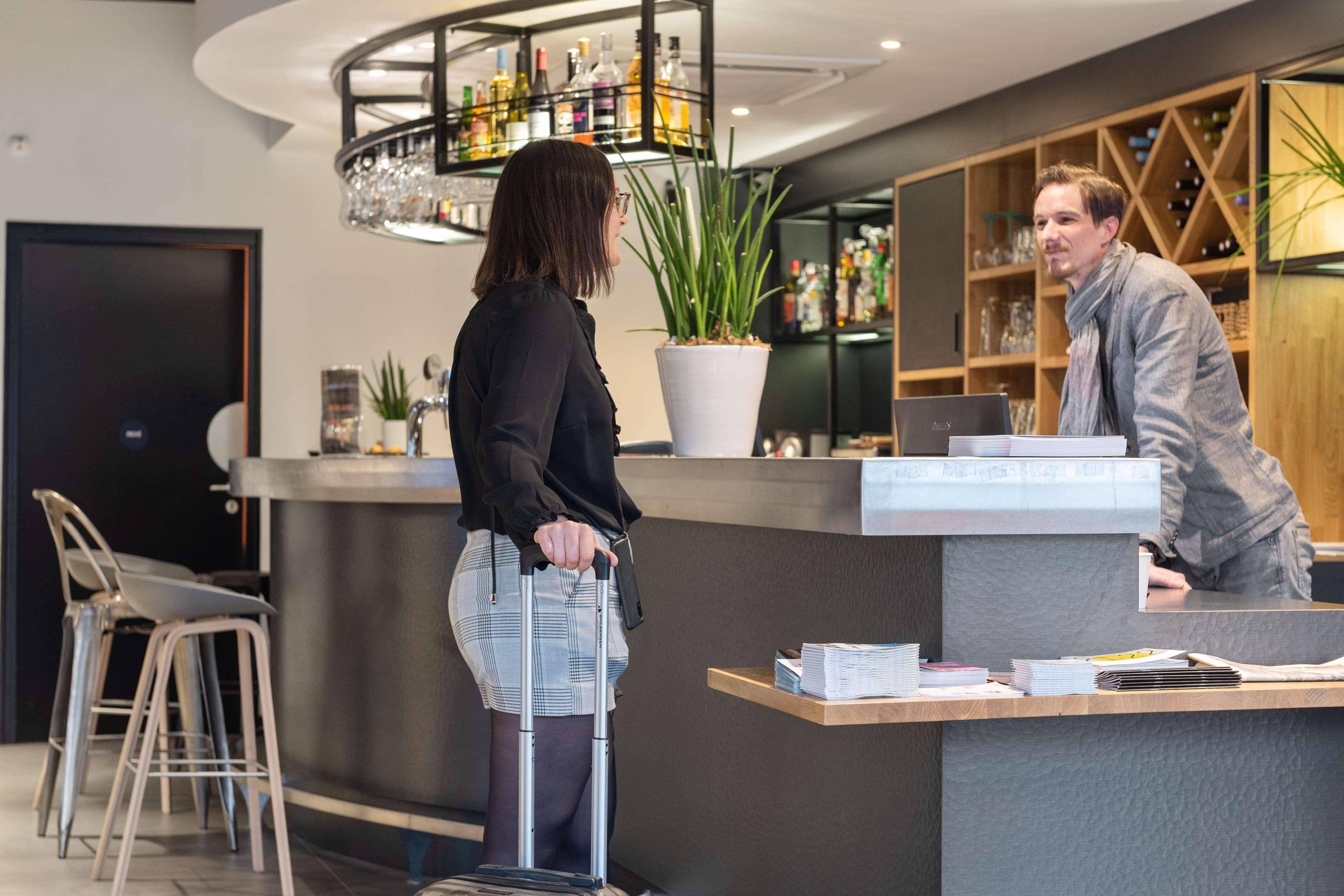 Campanile Epinal Centre - Gare Hotel Екстериор снимка