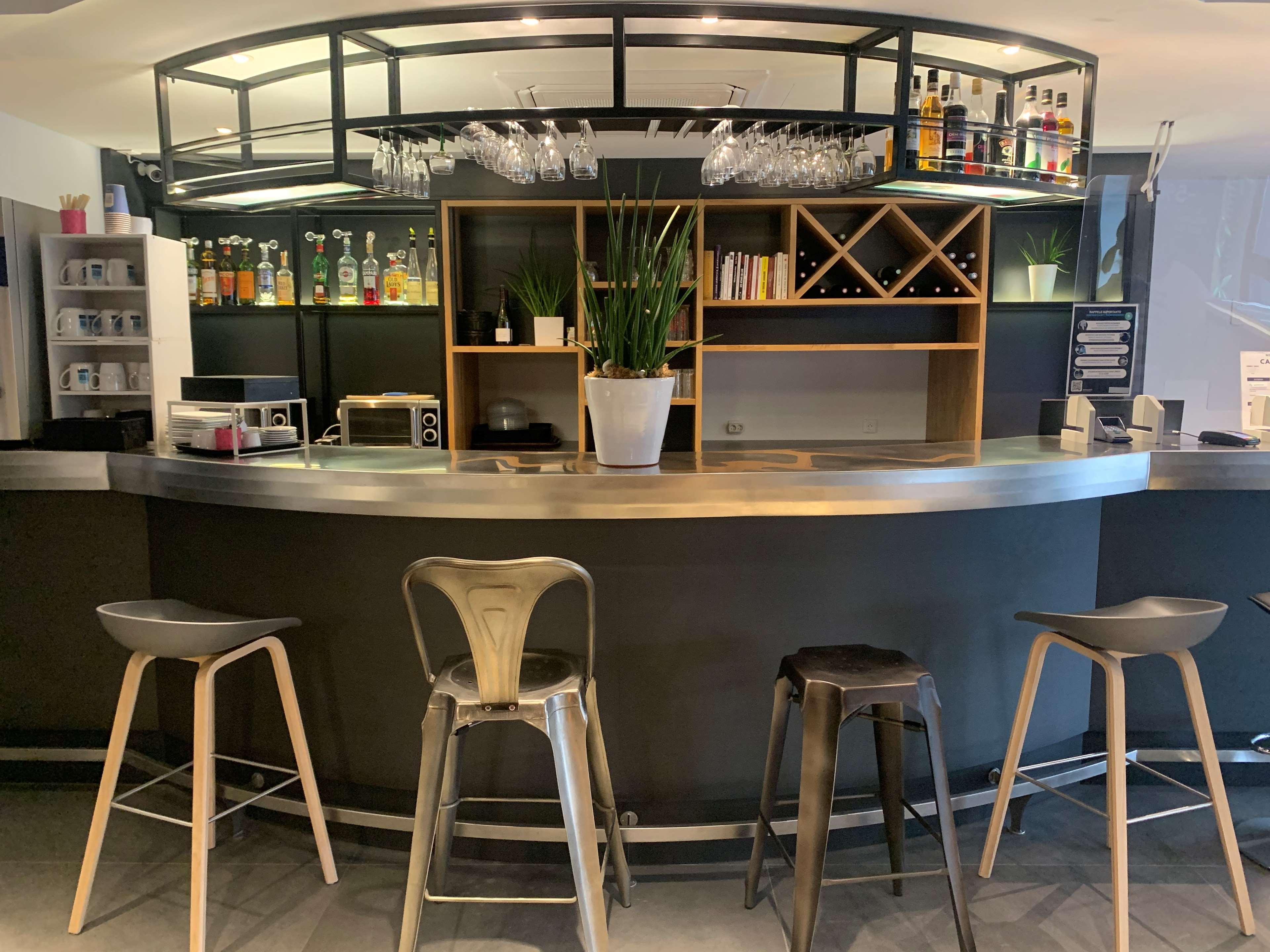 Campanile Epinal Centre - Gare Hotel Екстериор снимка
