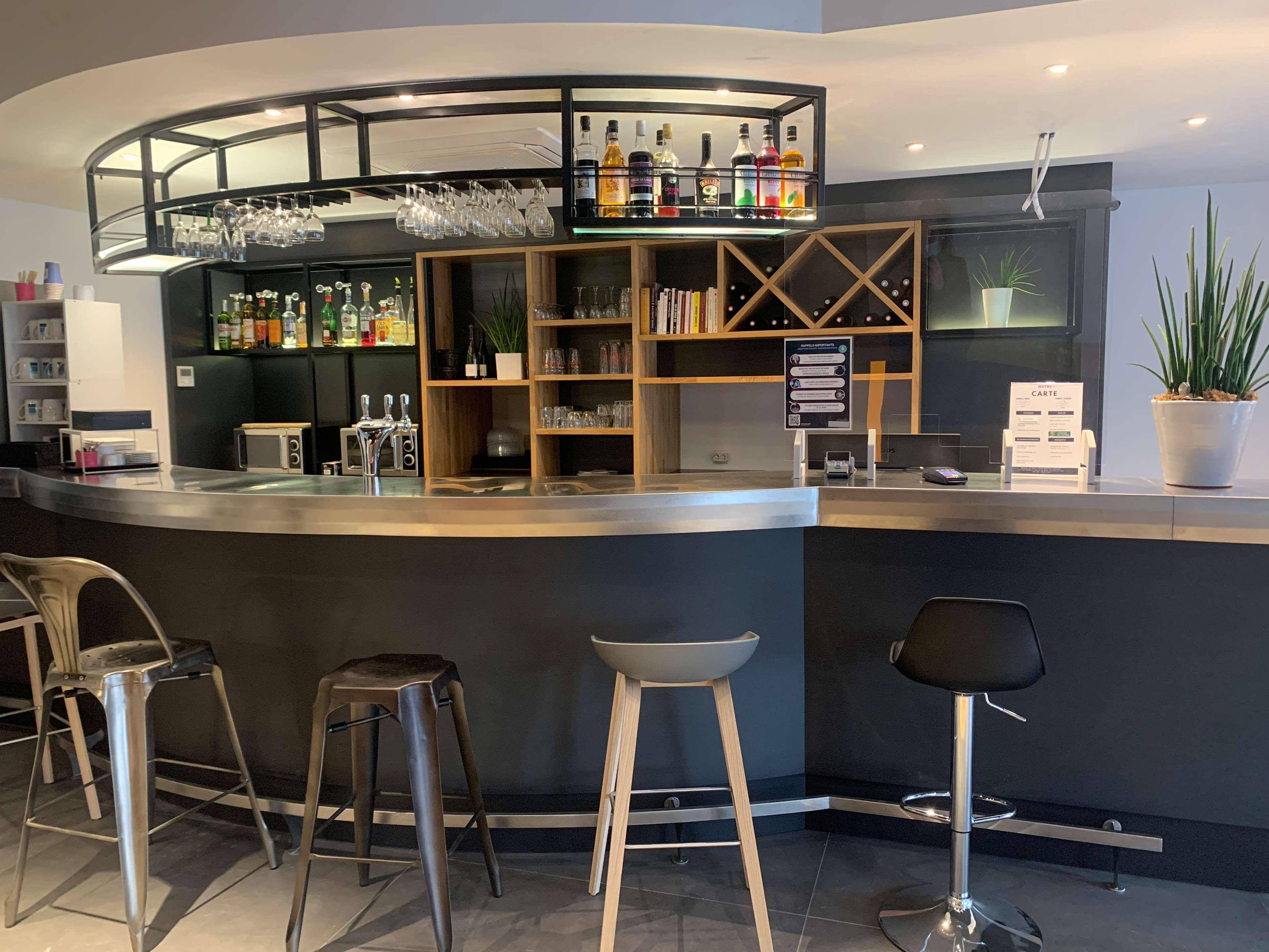 Campanile Epinal Centre - Gare Hotel Екстериор снимка