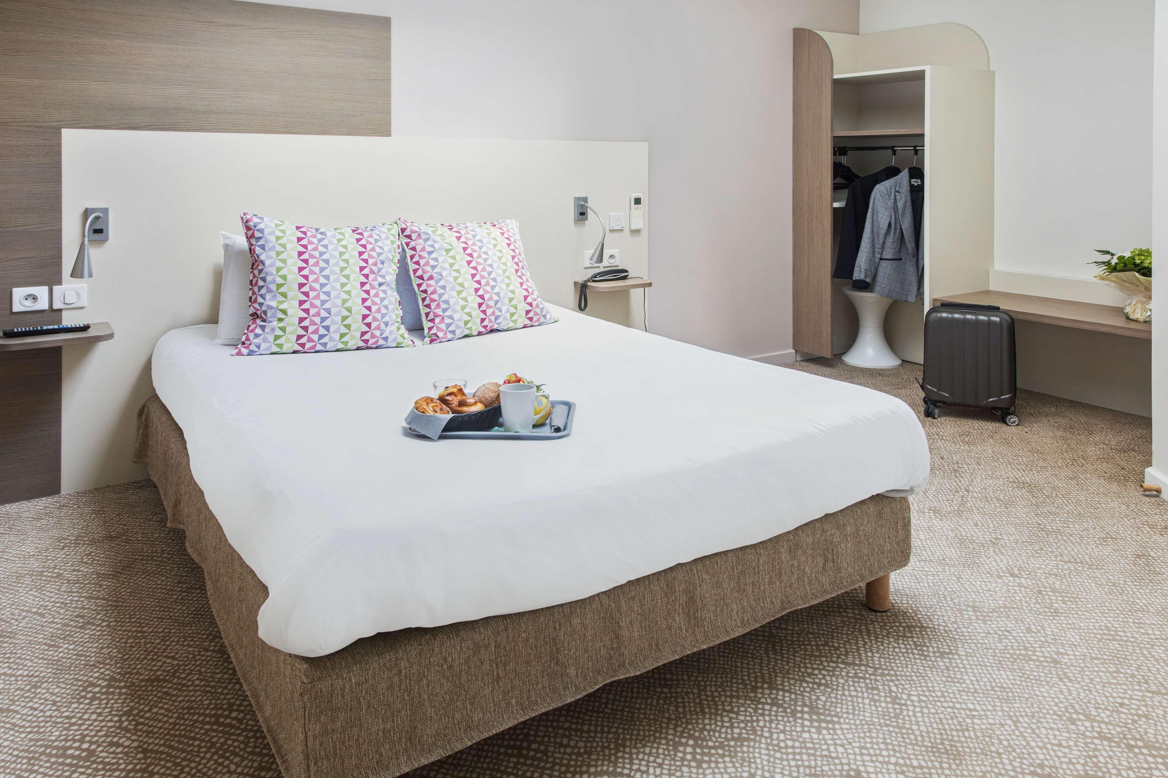 Campanile Epinal Centre - Gare Hotel Екстериор снимка