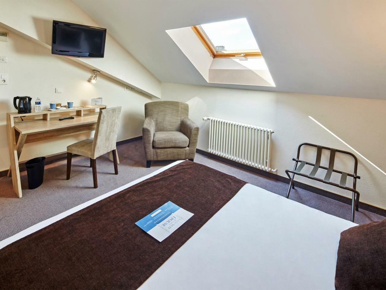 Campanile Epinal Centre - Gare Hotel Екстериор снимка